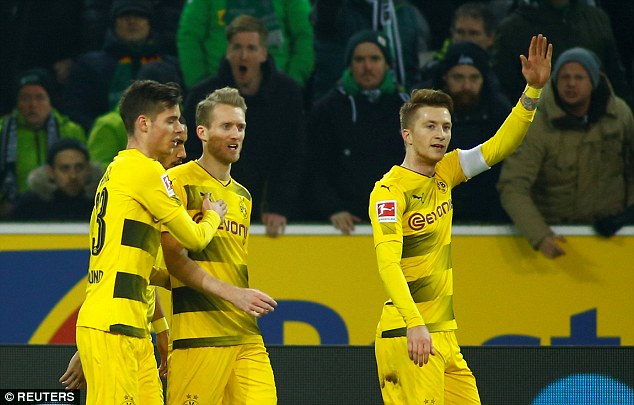 Reus-Schurle-Gotze në fushë së bashku, Dortmundi ëndërron me tre fantastikët