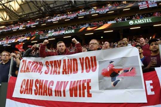 (FOTO) Manchester United, Zlatan Ibrahimovic kujton momentin e sikletshëm te ‘Djajtë e Kuq’
