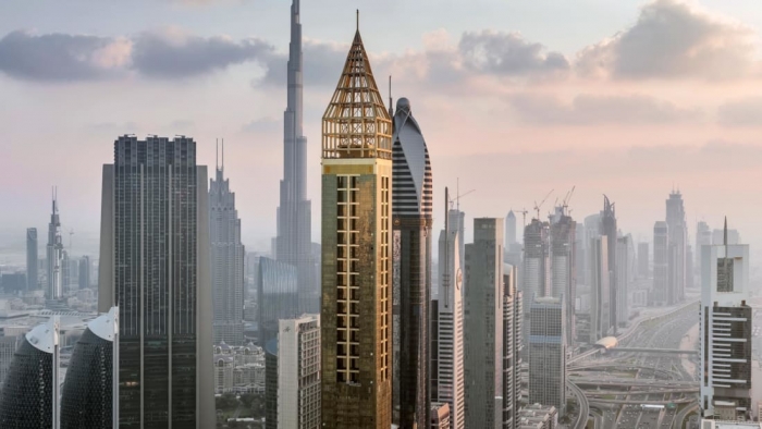Hoteli më i lartë në botë hap dyert në Dubai, shihni luksin brenda tij (FOTO)