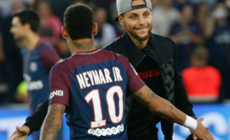 FOTO/ Neymar surprizën futbollistin e kombëtares shqiptare, ja çfarë i ka dhuruar