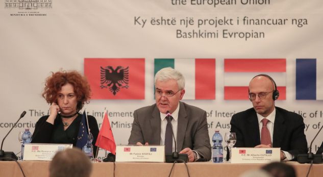 Ambasadorja e BE vlerëson punën e policisë: Operacione të suksesshme muajit e fundit