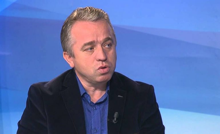 AFRIM KRASNIQI/ Shqipëria politike në një javë (II). Në borxh me natyrën, votën, elitat dhe vetingun