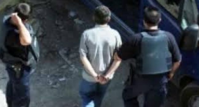 NDËRTOHET SKEMA/ Si ndodhi grabitja në Fier. Arrestohen të tre autorët