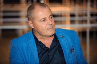 Rikthehet në ekran Mustafa Nano. Ja në çfarë televizioni do ta shohim gazetarin