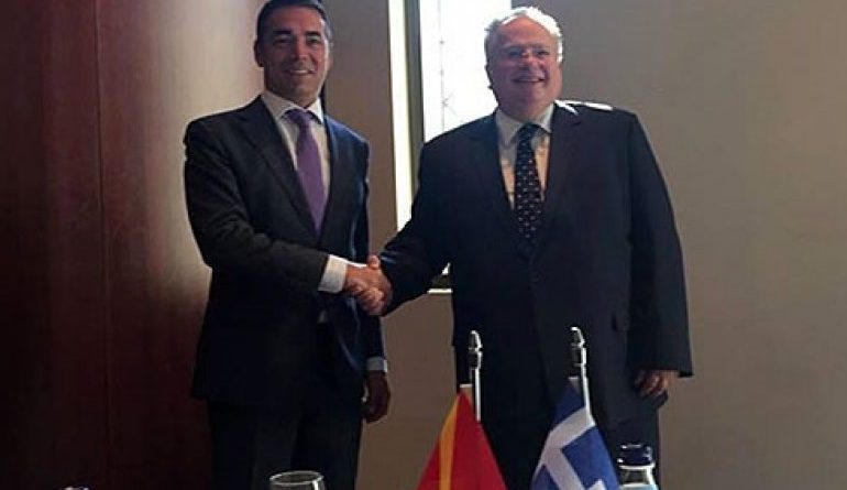 ÇËSHTJA E EMRIT/ Ministrat e jashtëm të Maqedonisë e Greqisë zhvillojnë 6 orë TAKIM