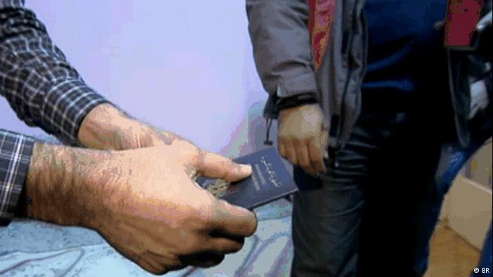 “DYSHJA” QË APLIKONTE ME TË DHËNA FALSE/ Kishin PASAPORTA të rreme. Shkodrani dhe…
