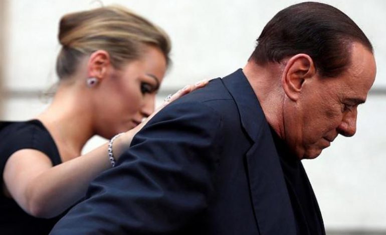 Anuloi takimet për probleme shëndetësore? Berlusconi: Jam mirë, vetëm se… (FOTO)
