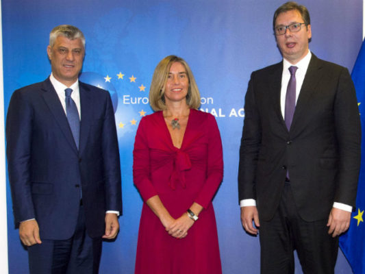 Në Bruksel fillon “faza e re” e dialogut, dallimi mes “pranimit” dhe “njohjes” së pavarësisë së Kosovës