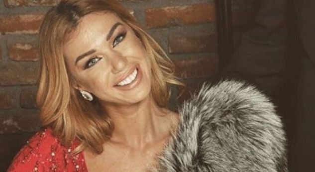 Ja rrobat “Gucci” mijëra euroshe të bebes së Adelina Tahirit… (FOTO)