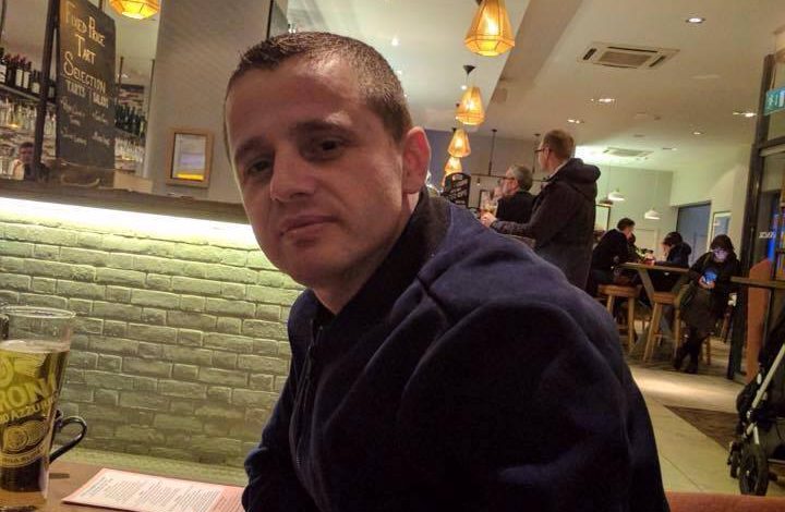 KANOSI GJYQTAREN/ Ky është Alban Beshiri i ekstraduar sot nga Londra