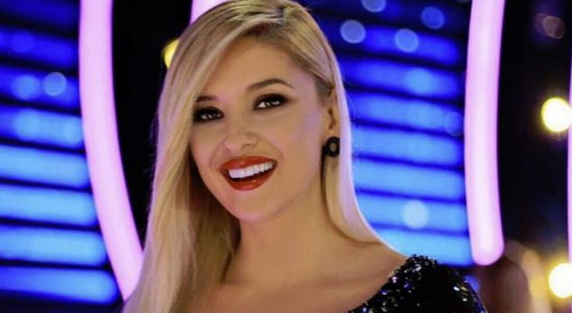 Alketa nuk harron zakonin e vjetër, ja çfarë bën në Itali! (VIDEO)