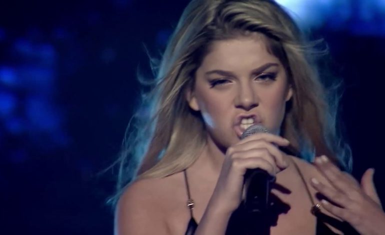 Siç nuk e kishit parë! Arilena Arës i bie nga goja në gjoks… (VIDEO)