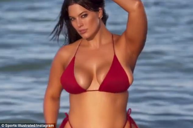Ashley Graham, femra më seksi që guxon të tregojë celulitin (FOTO)