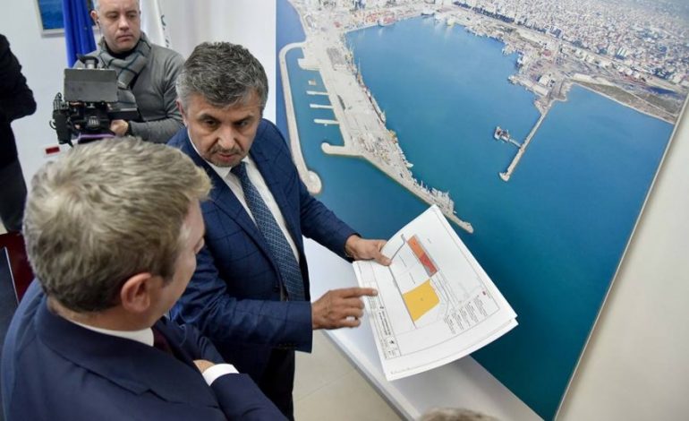 Lirohet nga detyra drejtori i Portit të Durrësit, ARTJAN QIRICI, ja kush e zëvendëson