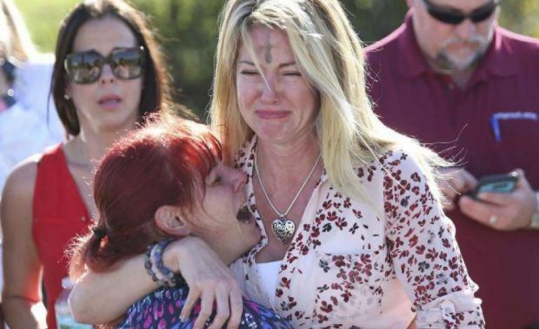 SULMI NE FLORIDA/17 viktima, dëshmitë e tmerrit: Mësuesin e vrau sa mbylli derën