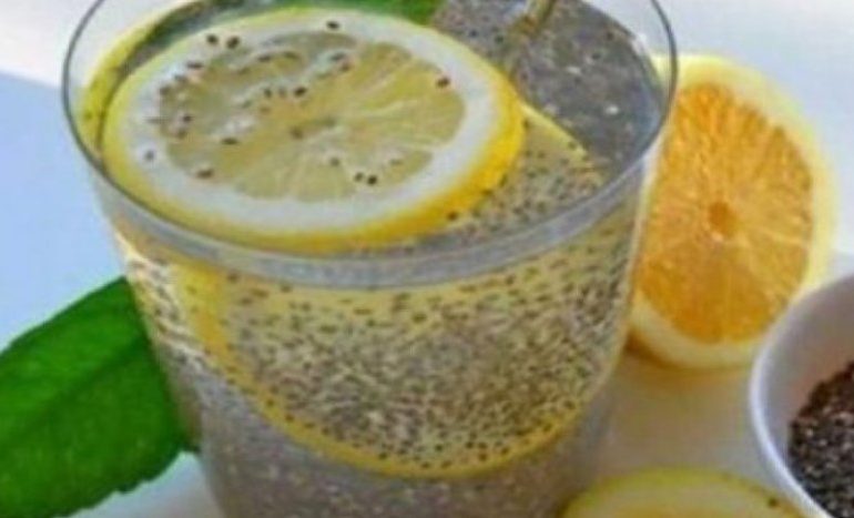 Si të dobësoheni? Ky është lëngu që ju heq 9 kg për 14 ditë, provojeni
