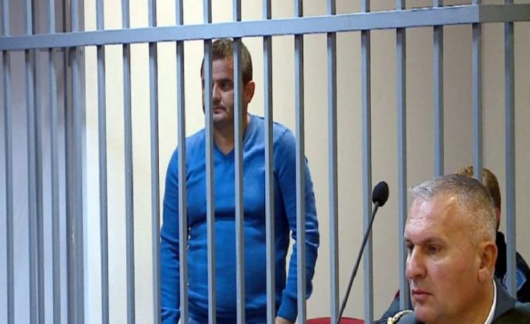 Merren në pyetje avokati, prokurorët dhe drejtori i burgut të Nezar Seitit: Si u ekstradua në Itali?
