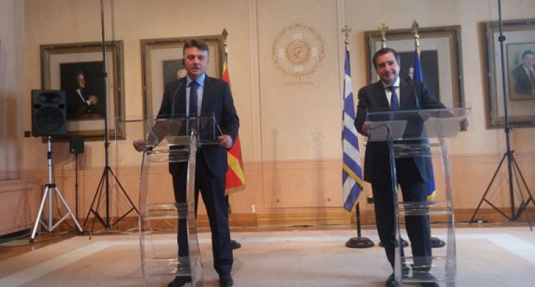 Kryebashkiaku i Shkupit flet greqisht, ja si reagon salla… (VIDEO)