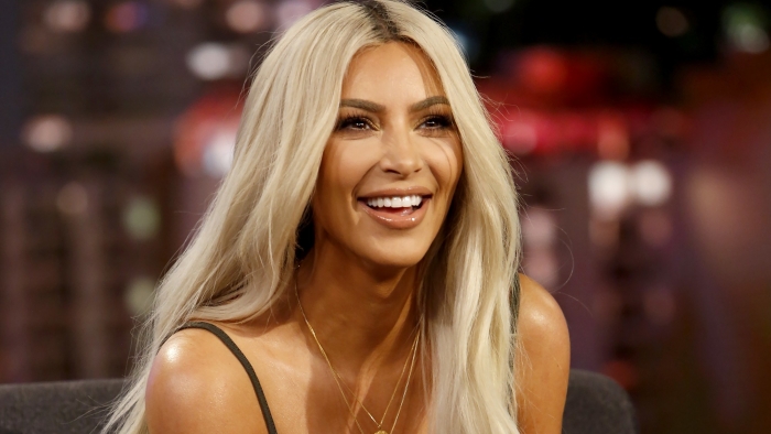 Kim Kardashian fotografohet për herë të parë me vajzën e vogël (FOTO)