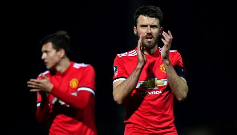 Lojtarët që mund të zëvendësojnë Carrickun te Man Utd