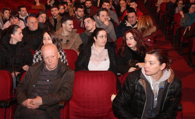 Andrea dhe Çipi i dorëzojnë Kumbaros propozimet: Ne përfaqësojmë 200 veta kurse këta të tjerët vetëm …