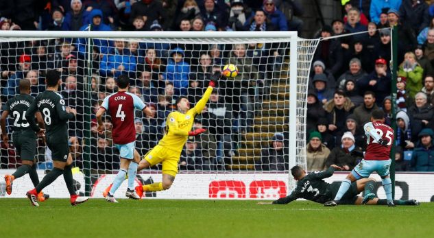 Manchester City ndalet nga Burnley, kreu mbetet i palëkundur