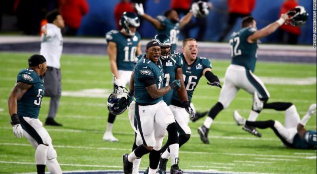 Philadelphia shkruan historinë, mposht Patriots në Super Bowl