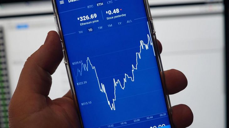 Bitfinex dhe Coinbase rrisin shpejtësinë dhe efikasitetin e transaksioneve në Bitcoin