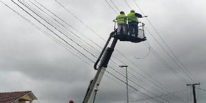 PËRKEQËSIMI I MOTIT/ Pa energji elektrike disa zona, OSHEE jep njoftimin e rëndësishëm