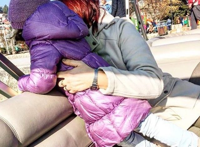 Një pjestar i ri në familje: Moderatorja shqiptare jep lajmin e bukur (FOTO)