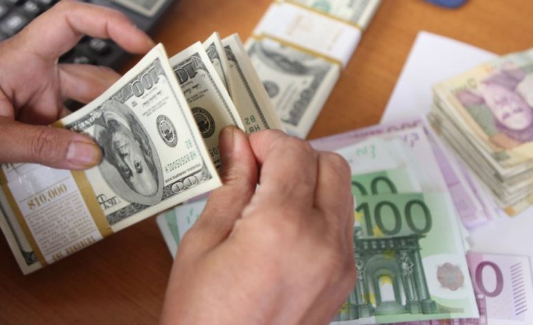 MASHTRIMI/ I mori para për t’i siguruar banesë si i përndjekur, nën hetim 50-vjeçari