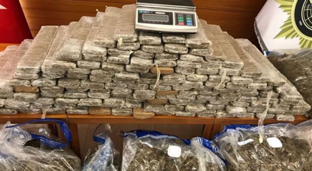 5 TON HASHASH NE ITALI/ Tre nga të arrestuarit e grupit janë shqiptarë (EMRAT)