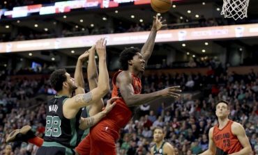 NBA, Celtics e Raptors vijojnë marshimin, Bladsoe frymëzuesi i Bucks