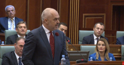 Rama “shkarkon” Metën dhe Thaçin: Na duhet një President i përbashkët për Shqipërinë e Kosovën