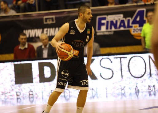 Dardan Berisha i jashtëzakonshëm, shpallet kampion i Çekisë (Foto)