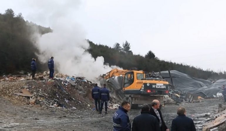 KURJË/ Mbyllen 33 furra gëlqereje. Ministri Klosi: Forca e ligjit do të jetë e ashpër për ata që e shkelin