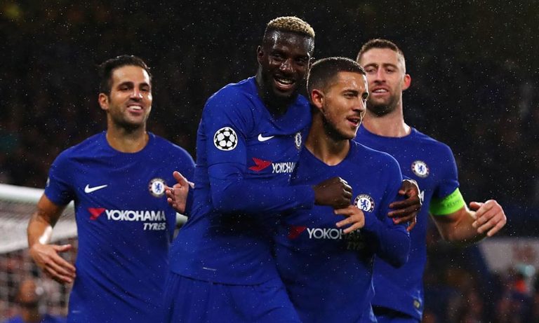Tifozët e Chelsea-t festojnë dëmtimin e yllit të mesfushës