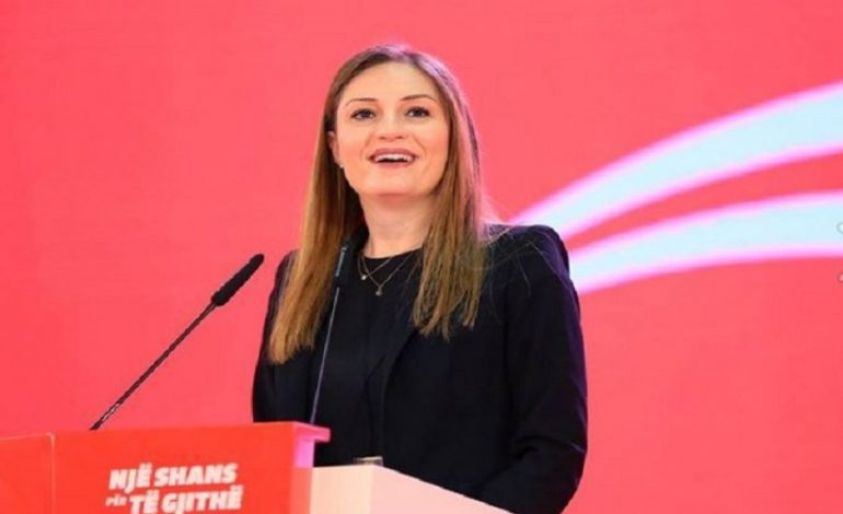 Klajda Gjosha: Reforma në drejtësi, ja pse po bëhen ARRESTIMET politike