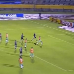 Video/ Ky është një nga ata GOLA që shihen rrallë në futboll (VIDEO)