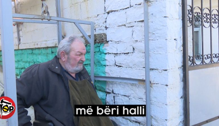 DIABETI e lë pa DY këmbët/ Historia e TRISHTË e Kristaqit që prej një viti ka ndërtuar vetë një… (VIDEO)
