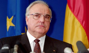 Dokumenti befasues: Ish-kancelari Helmut Kohl ka dhuruar para për veteranët nazistë të skuadrave SS