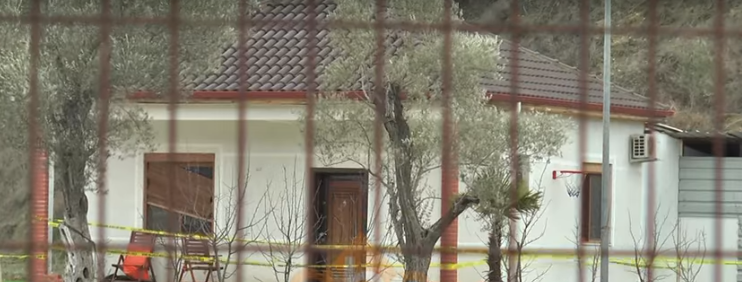 ATENTATI MAFIOZ/ Brenda SHTËPISË së Aurel Hoxhallarit, ku dyshohet se janë TORTURUAR njerëz (VIDEO)