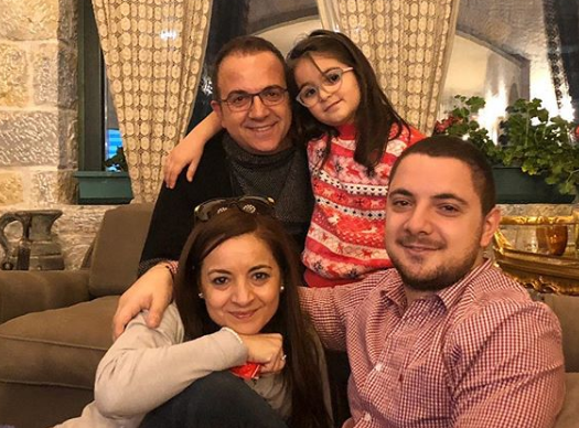 Joni ia kalon sërish Ardit Gjebreas me këtë urim për të ëmën (FOTO)