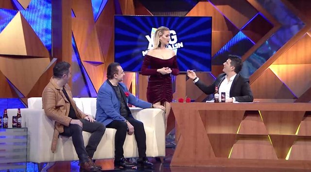 Ish-Miss Shqipëria: Si u ndjeva, kur Kejvina pyeti Devisin si është në shtrat (FOTO)