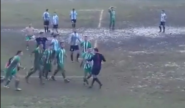 DHUNIMI I ARBITRIT/ Disiplina e përjashtoi nga gara, Apeli e fal