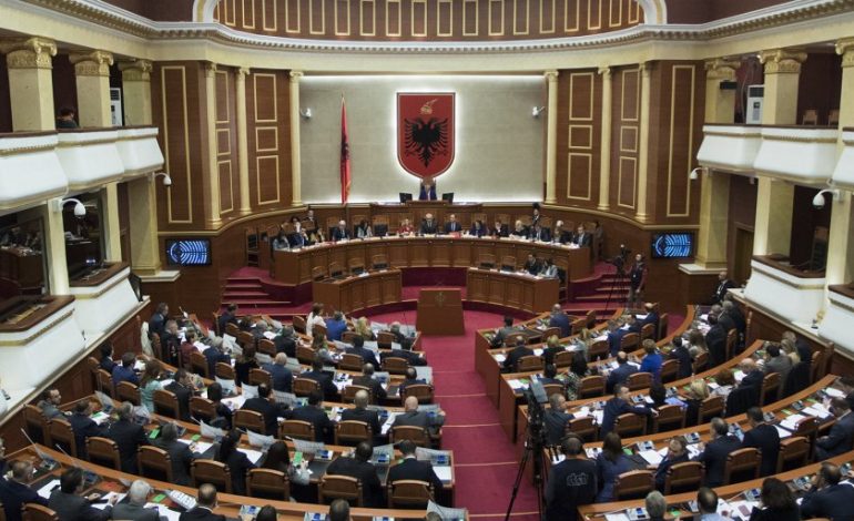 KUVENDI SOT/ Votohen anëtarët e KLGJ dhe KLP. Opozita ka paralajmëruar…