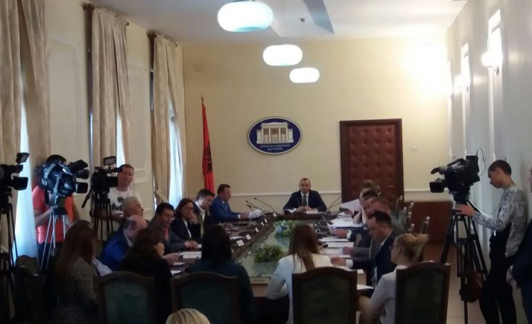 Ligji i ri i strehimit, 14 kategoritë që marrin shtëpi dhe bonus qiraje. Edhe LGBT