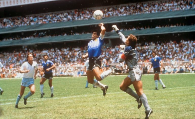VIDEO/ Shilton rihap debatin e golit me dorë të ‘86: Maradona të kërkojë falje