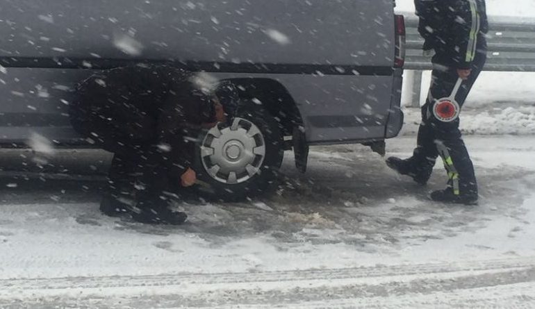 PËRKEQËSIMI I MOTIT/ Probleme në Veri dhe jo vetëm. Ja si paraqitet SITUATA në vend (VIDEO)