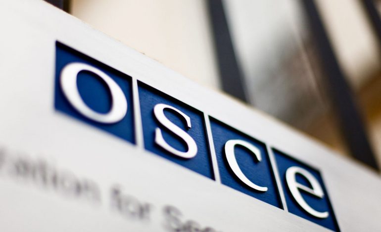 Raporti i Transparency International/ OSBE: Zbatoni reformën në drejtësi, hetim të pavarur korrupsionit!
